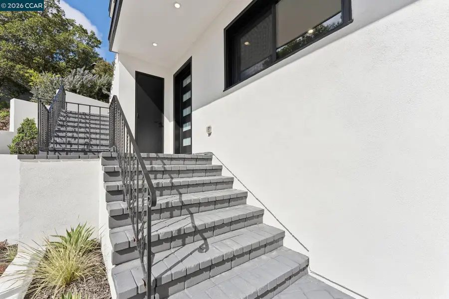 2090 Wrenn, Oakland, CA 94602 - #3