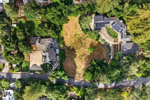 1087 Rahara Dr, A, LAFAYETTE, CA 94549