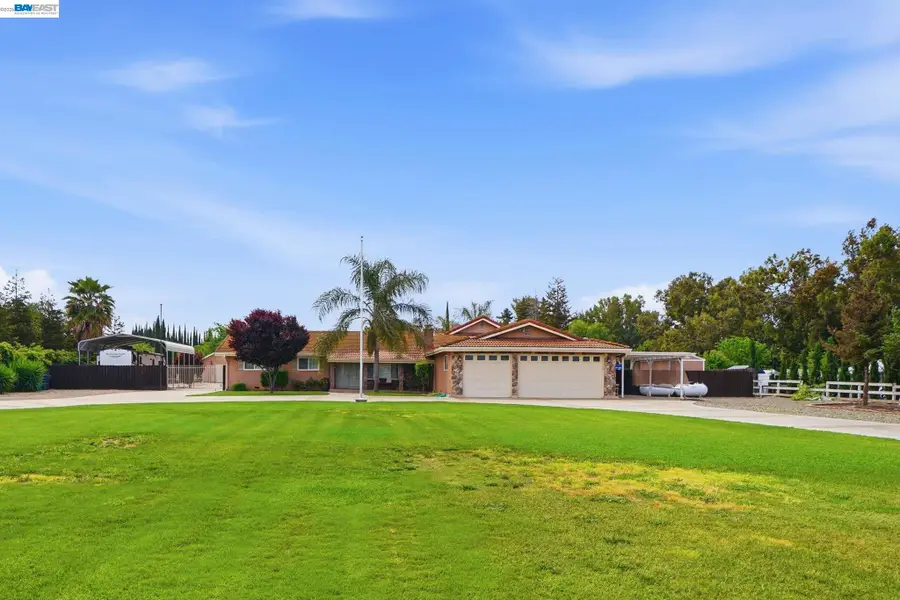 11378 Mountain View Rd, Tracy, CA 95376 - #2