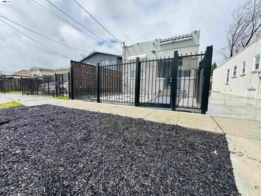 1249 88TH AVE, Oakland, CA 94621 - #3