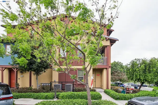 601 Sandalwood Dr  #2, LIVERMORE, CA 94551