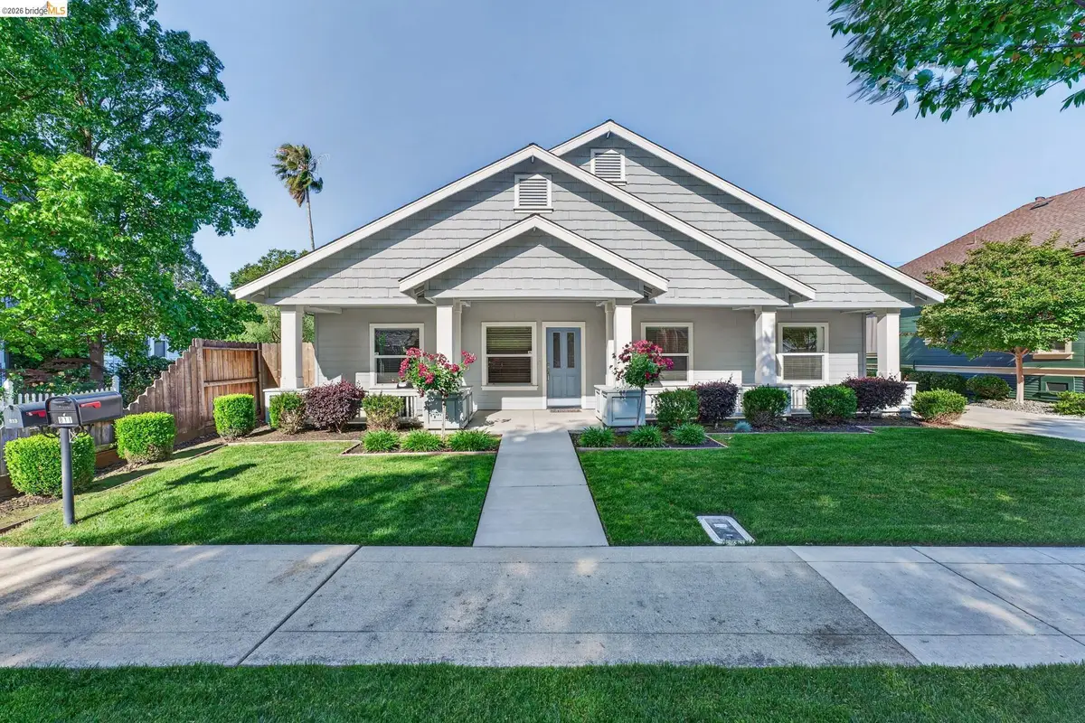 813 School St, Lodi, CA 95240 - #1