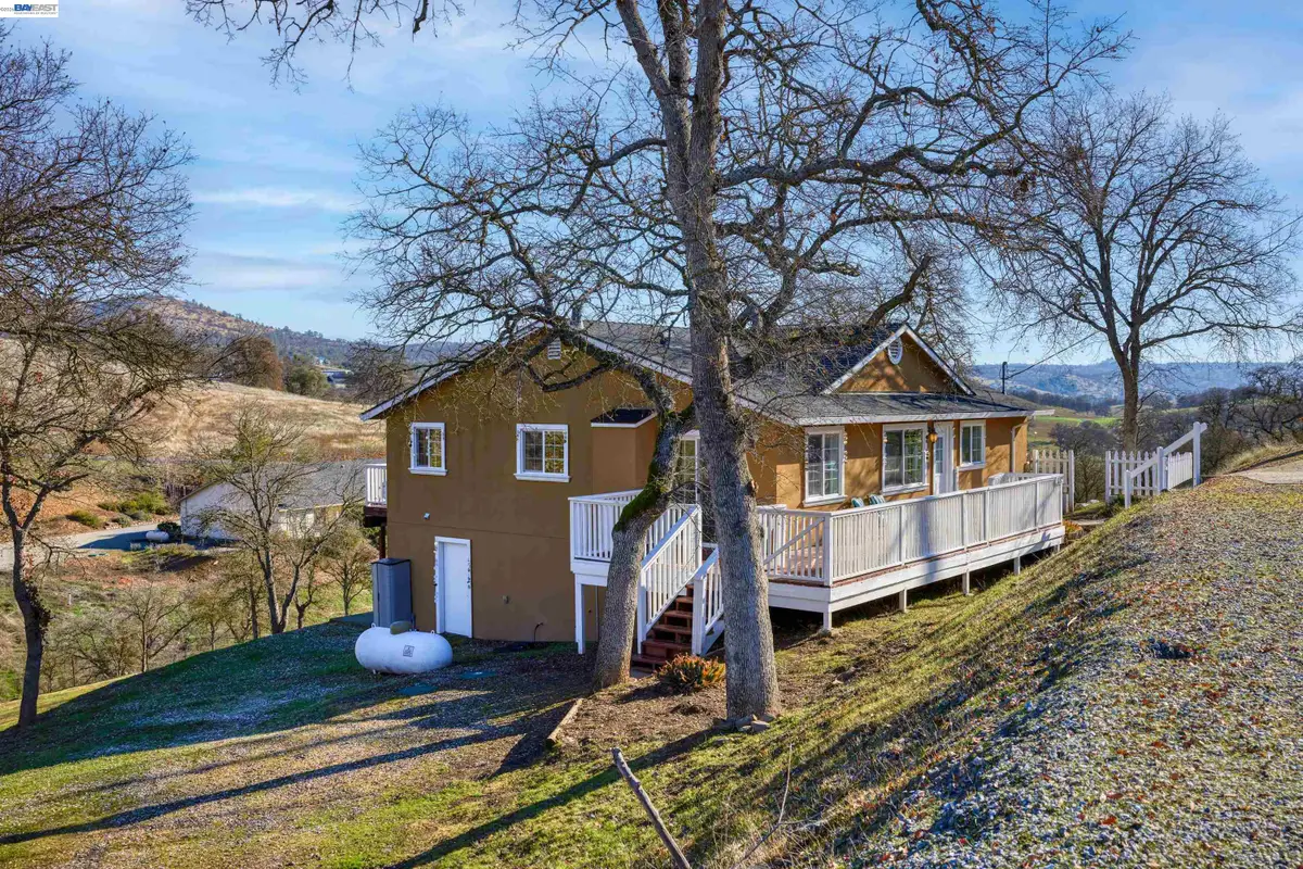 1152 Acorn St, Copperopolis, CA 95228 - #1