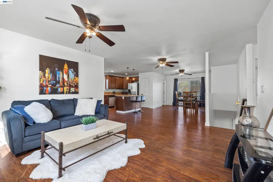 1152 Acorn St, Copperopolis, CA 95228 - #3