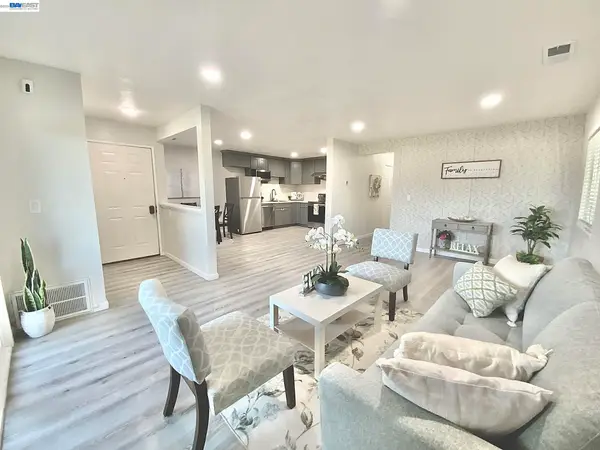 93 Shaniko Cmn  #24, FREMONT, CA 94539