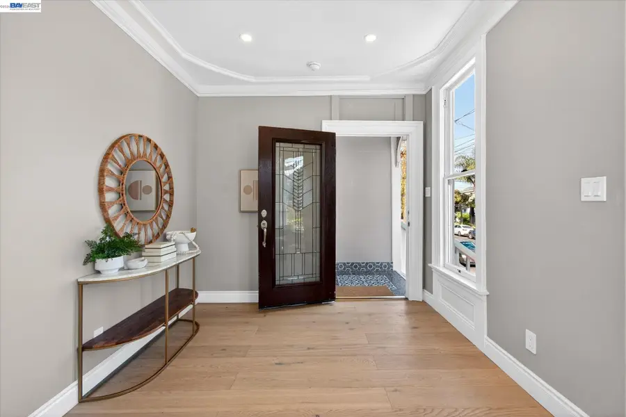 552 Haight Ave, Alameda, CA 94501 - #3