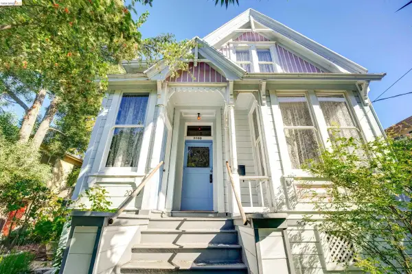 2009 Berkeley Way, BERKELEY, CA 94704