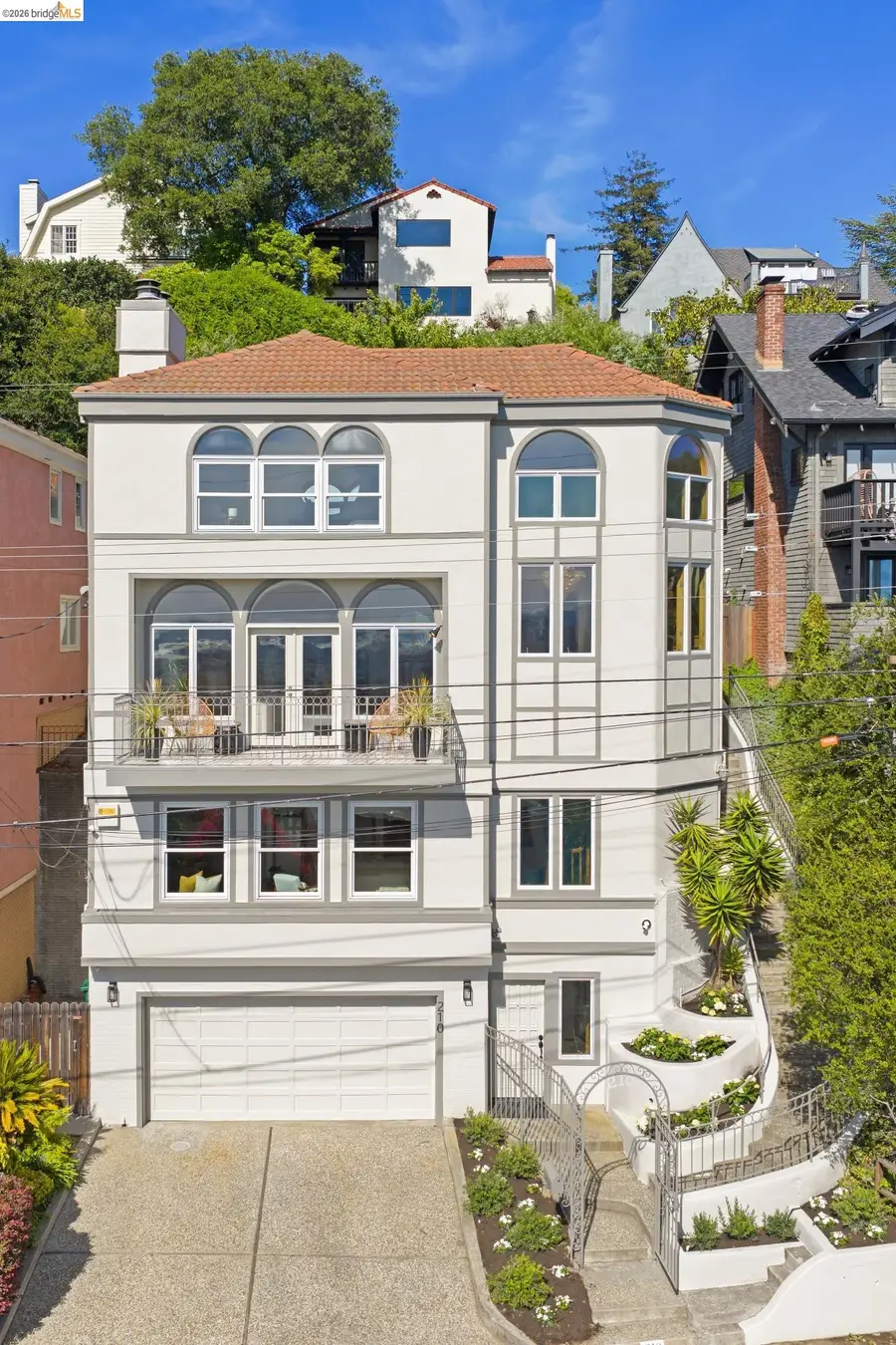 210 Scenic Ave., Piedmont, CA 94611 - #3