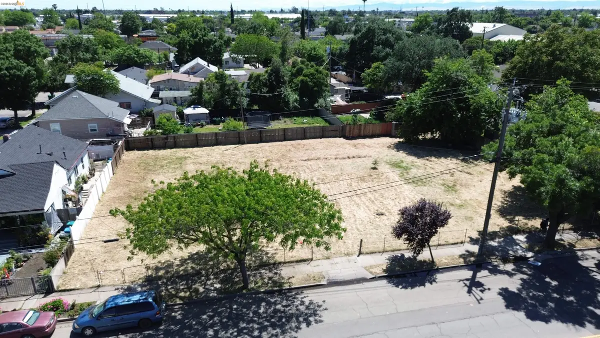 1640 Hazelton Ave, Stockton, CA 95205 - #1