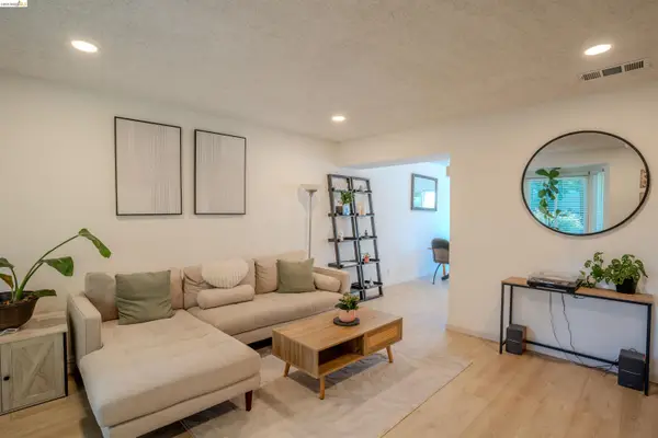 1260 Pine Creek Way  #I, CONCORD, CA 94520
