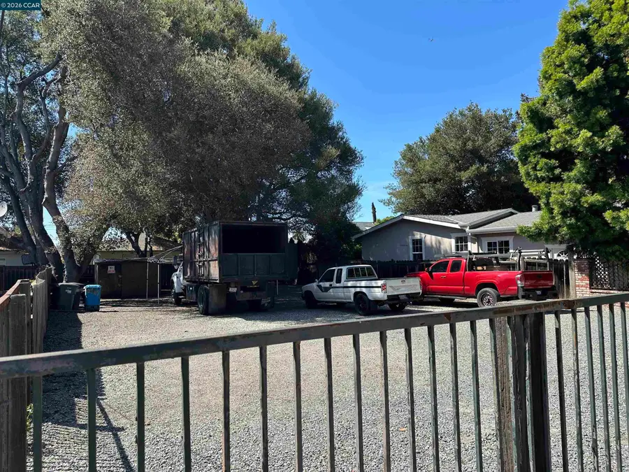 2169 Ralmar Ave, East Palo Alto, CA 94303 - #3