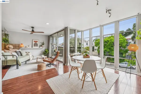 398 ADAMS STREET  #302, OAKLAND, CA 94610