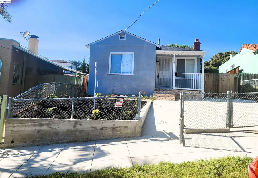 2421 96Th Ave, Oakland, CA 94603 - #2