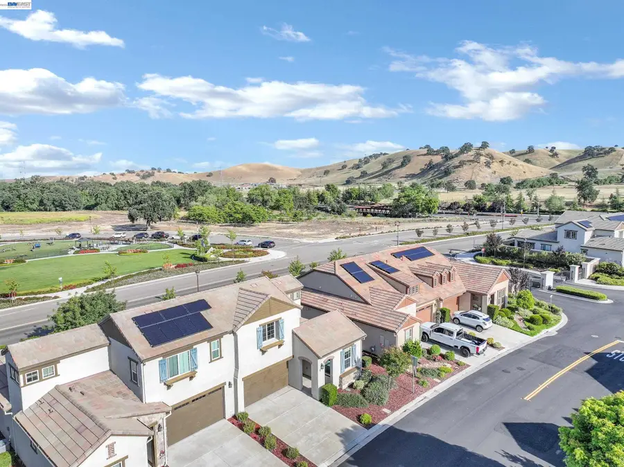 2106 Sangria St, Brentwood, CA 94513 - #2