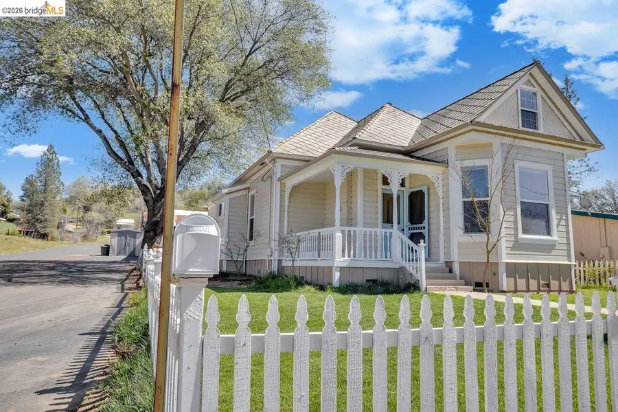 18893 Madrone St, Tuolumne, CA 95379 - #2