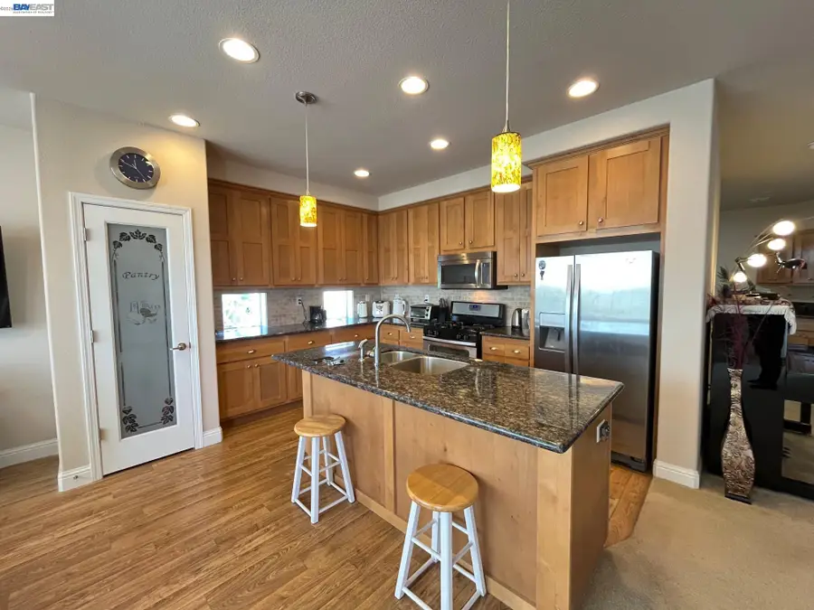 1291 Sussex Way, Hayward, CA 94544 - #2