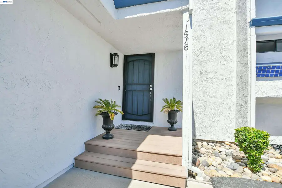 1516 Trawler St, Discovery Bay, CA 94505 - #2