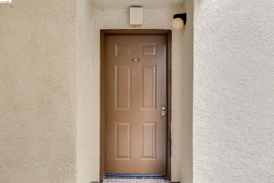 21103 Gary Dr  #116E, Hayward, CA 94546 - #3