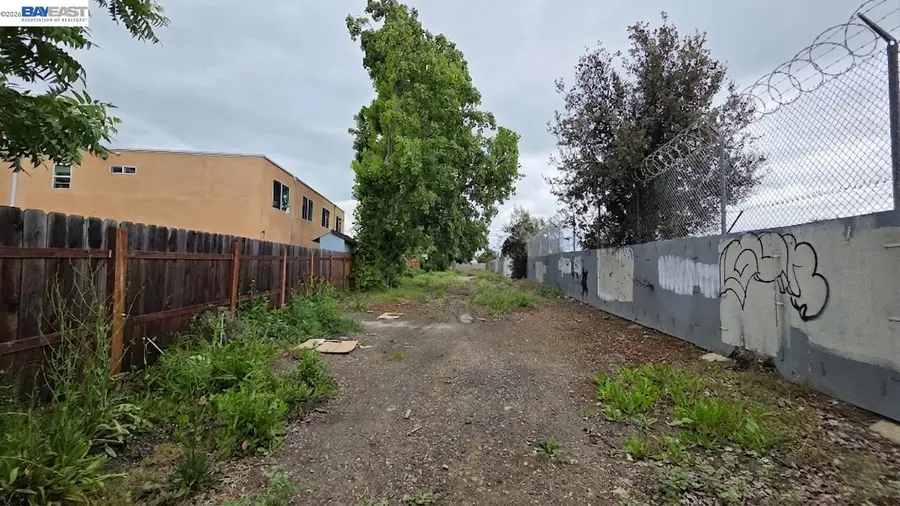 218 Valle Vista Ave, Hayward, CA 94544 - #3
