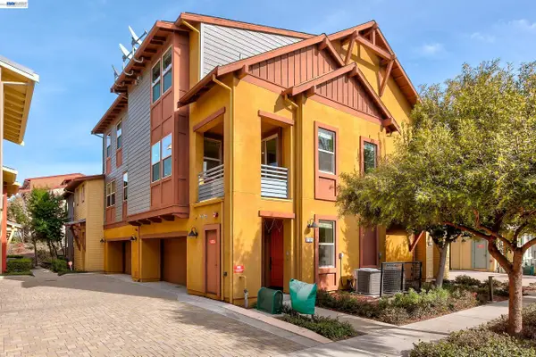 716 TRANQUILITY CIR  #1, LIVERMORE, CA 94551