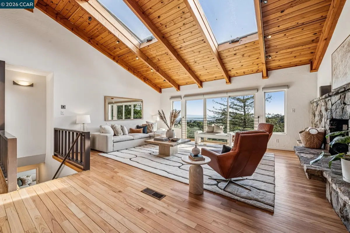 3203 Monterey Blvd, Oakland, CA 94602 - #1