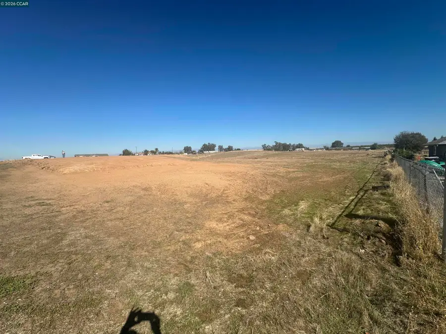 31341 Brightwood Rd, Madera, CA 93638 - #2