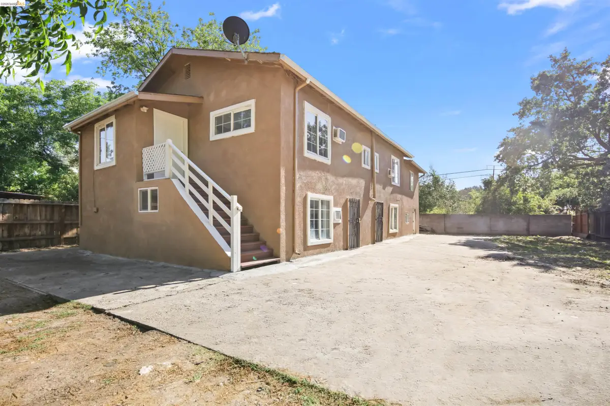 941 Burkett Ave, Stockton, CA 95205 - #1