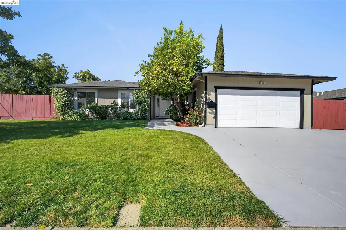 901 Helix Dr, Concord, CA 94518 - #1
