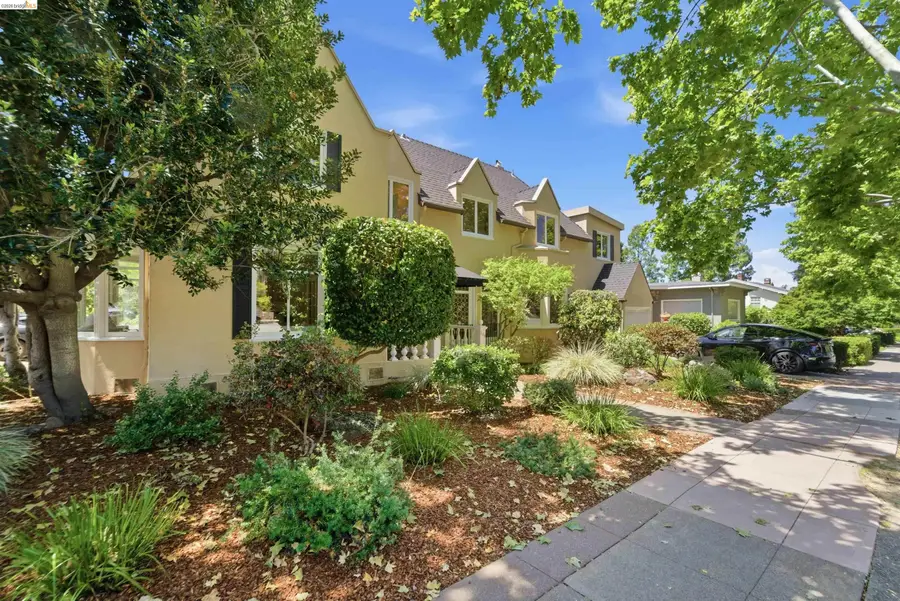 235 Highland Ave, Piedmont, CA 94611 - #3