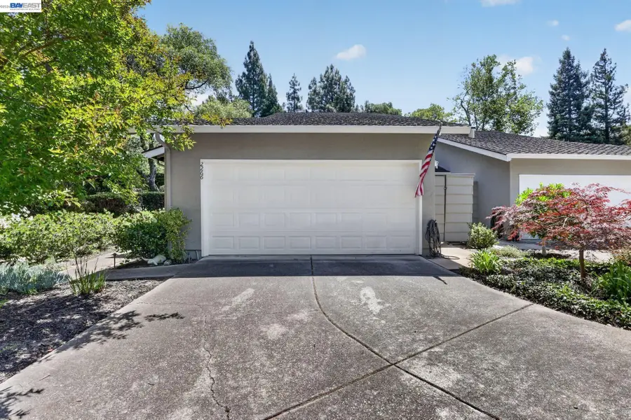 2266 Shoshone Cir, Danville, CA 94526 - #3