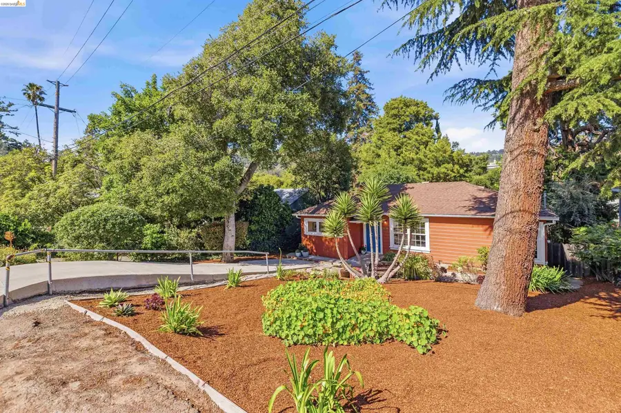 8108 Greenly Dr, Oakland, CA 94605 - #3
