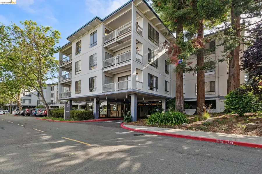 3 Captain Dr  #D406, Emeryville, CA 94608 - #2