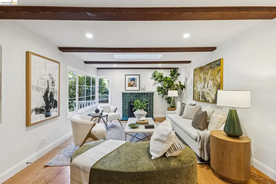 6465 Pinehaven Rd, Oakland, CA 94611 - #3
