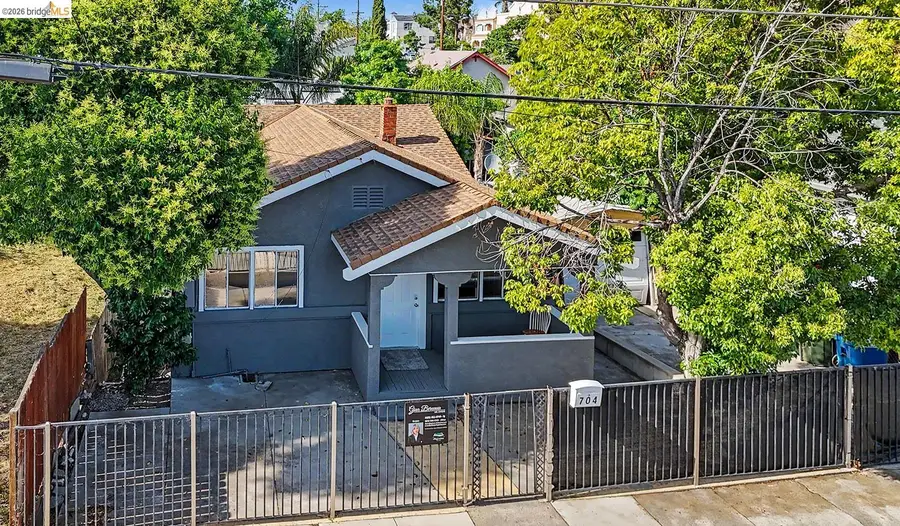 704 9Th St, Antioch, CA 94509 - #2