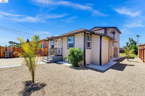 6225 Harmon Ave, OAKLAND, CA 94621