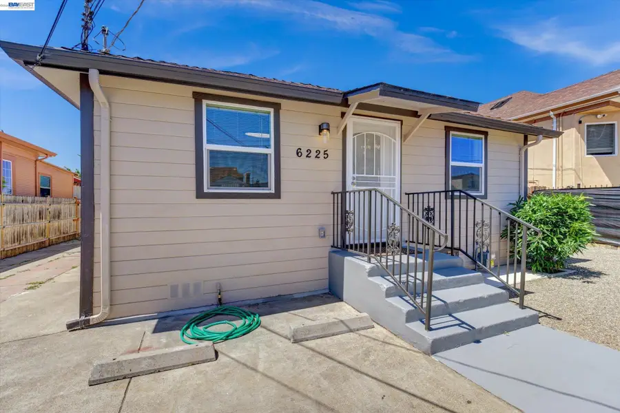 6225 Harmon Ave, Oakland, CA 94621 - #3