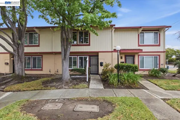 2465 Arf Ave, HAYWARD, CA 94545