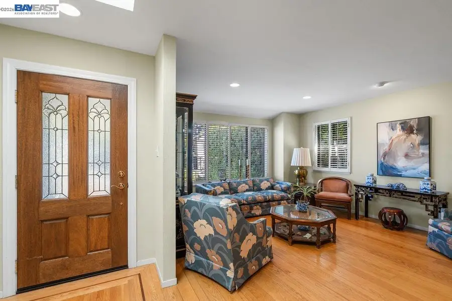 1112 San Antonio Ave, Alameda, CA 94501 - #2