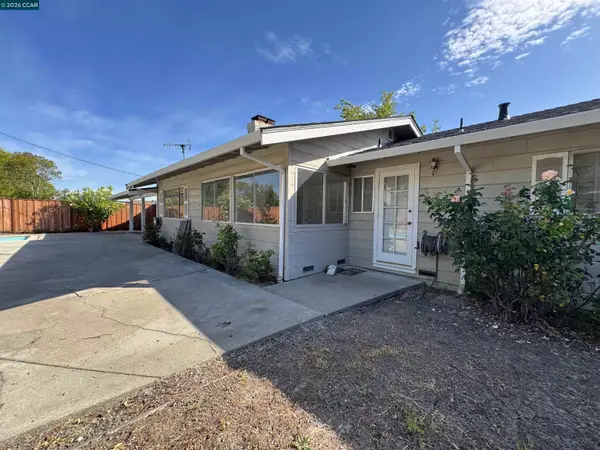 1142 Larch Ave, MORAGA, CA 94556