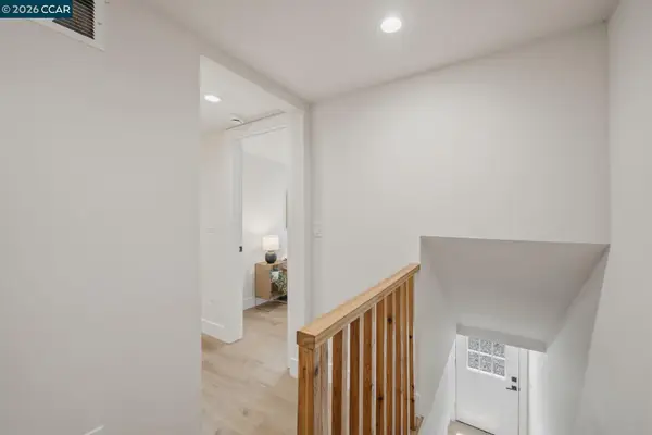 3017 Madeline St, OAKLAND, CA 94602