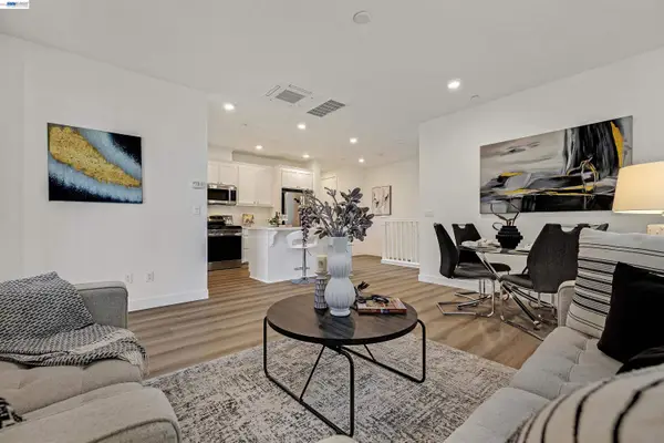 5885 Cadence Ave, DUBLIN, CA 94568