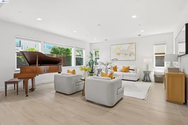 4634 Mckenzie Ave, TRACY, CA 95377