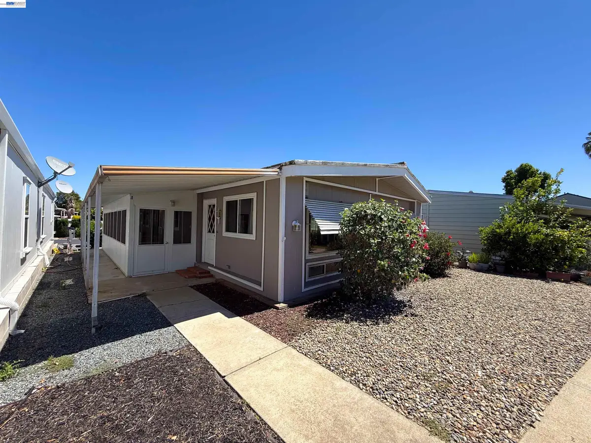 2203 Dalis Dr  #127, Concord, CA 94520 - #1