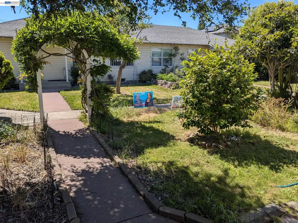 172 Chanslor, Richmond, CA 94801 - #1