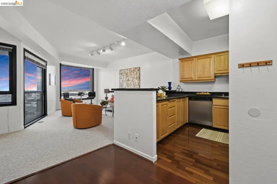 6363 Christie Ave  #2701, Emeryville, CA 94608 - #2