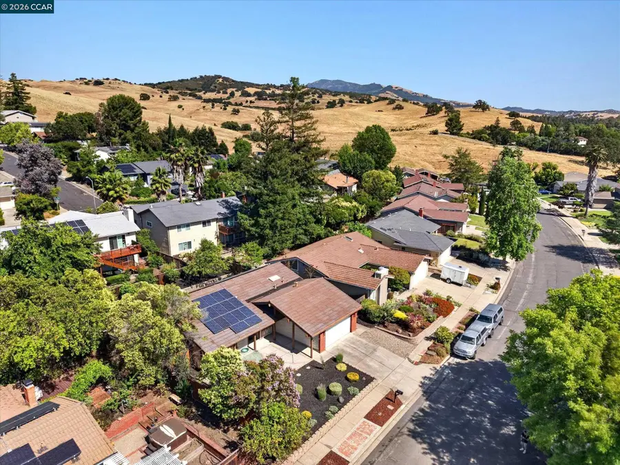 714 Navaronne Way, Concord, CA 94518 - #3
