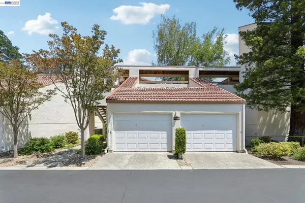 3324 Ptarmigan Dr  #1A, WALNUT CREEK, CA 94595