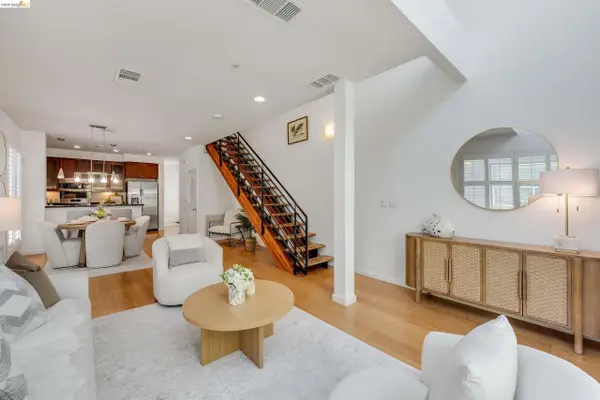 6466 Hollis St  #334, EMERYVILLE, CA 94608