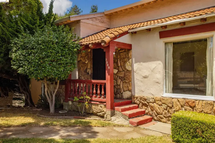 3508 Morcom Ave, Oakland, CA 94619 - #3