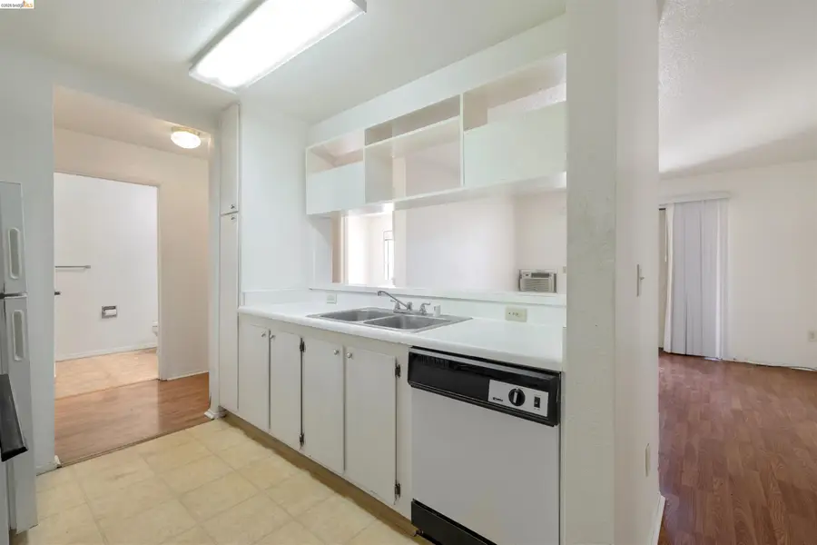 5 Lancaster Cir  #121, Bay Point, CA 94565 - #3